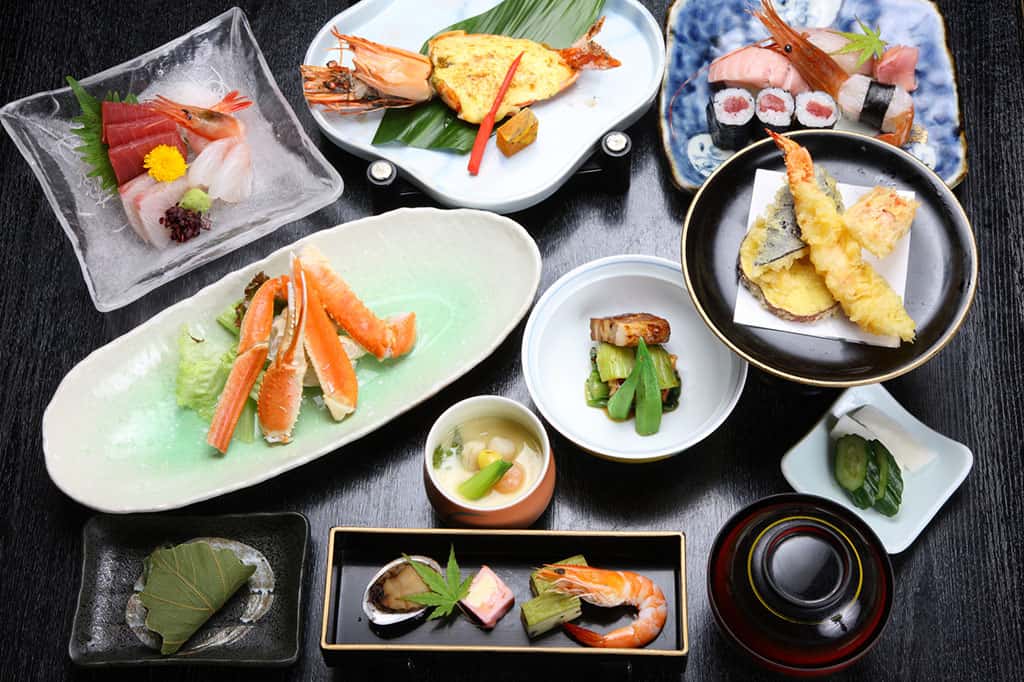Different Ways to Say Breakfast, Lunch, & Dinner in Japanese