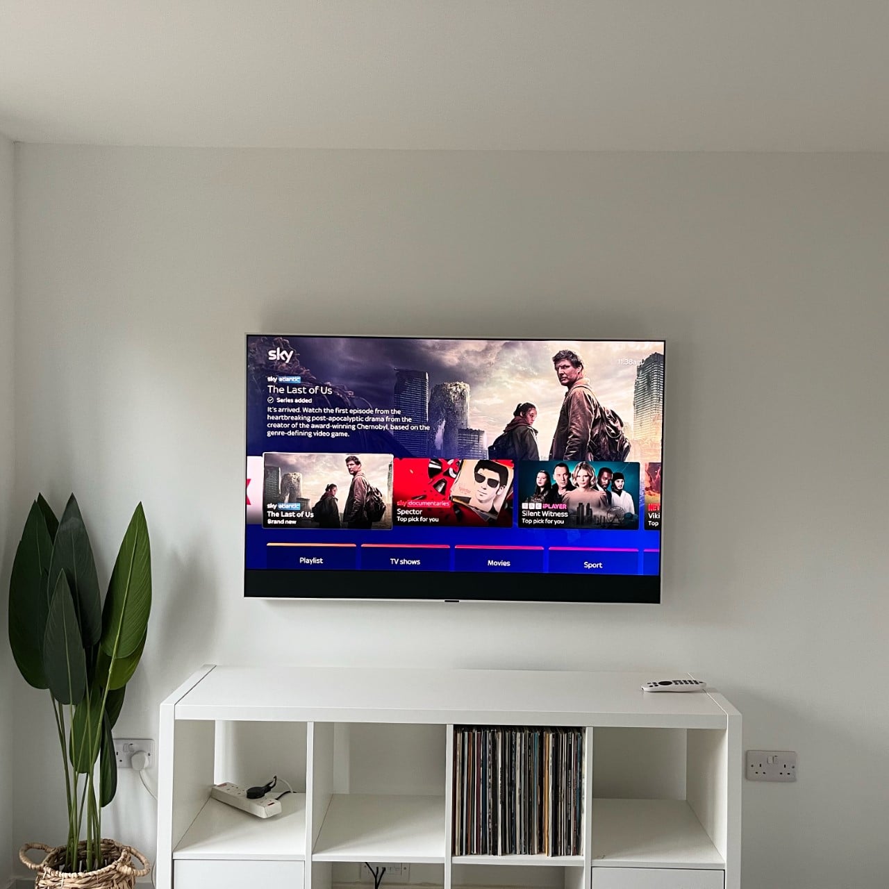 TV wall mounting service near me
