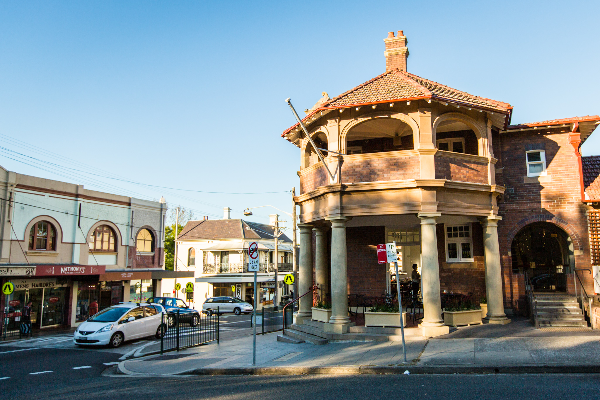 One Penny Red, Summer Hill The Unbearable Lightness of Being Hungry