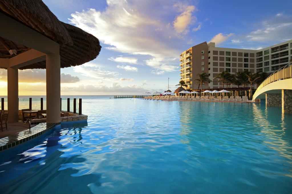 The Westin Lagunamar Ocean Resort Villas The Vacation Advantage