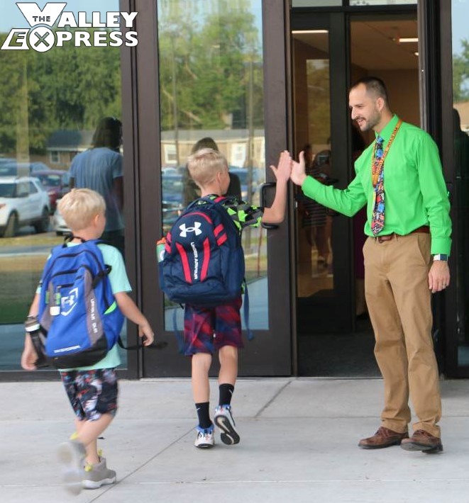 Milbank School Opens Today With 993 Students The Valley Express