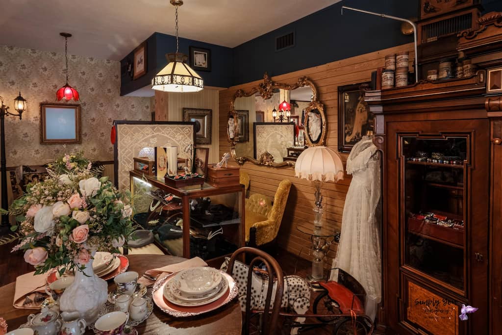 Tea Room The Historic Van Horne Building