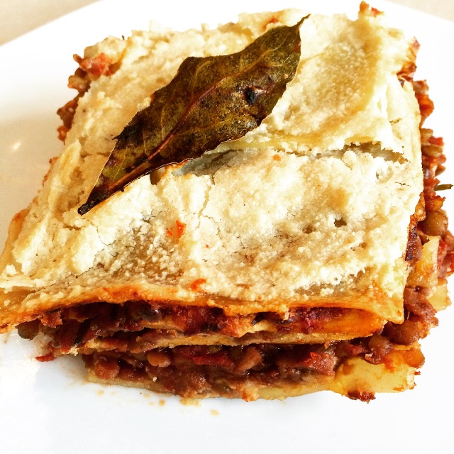 SlowCooked Red Wine and Bay Leaf Lentil Lasagna theveganpea