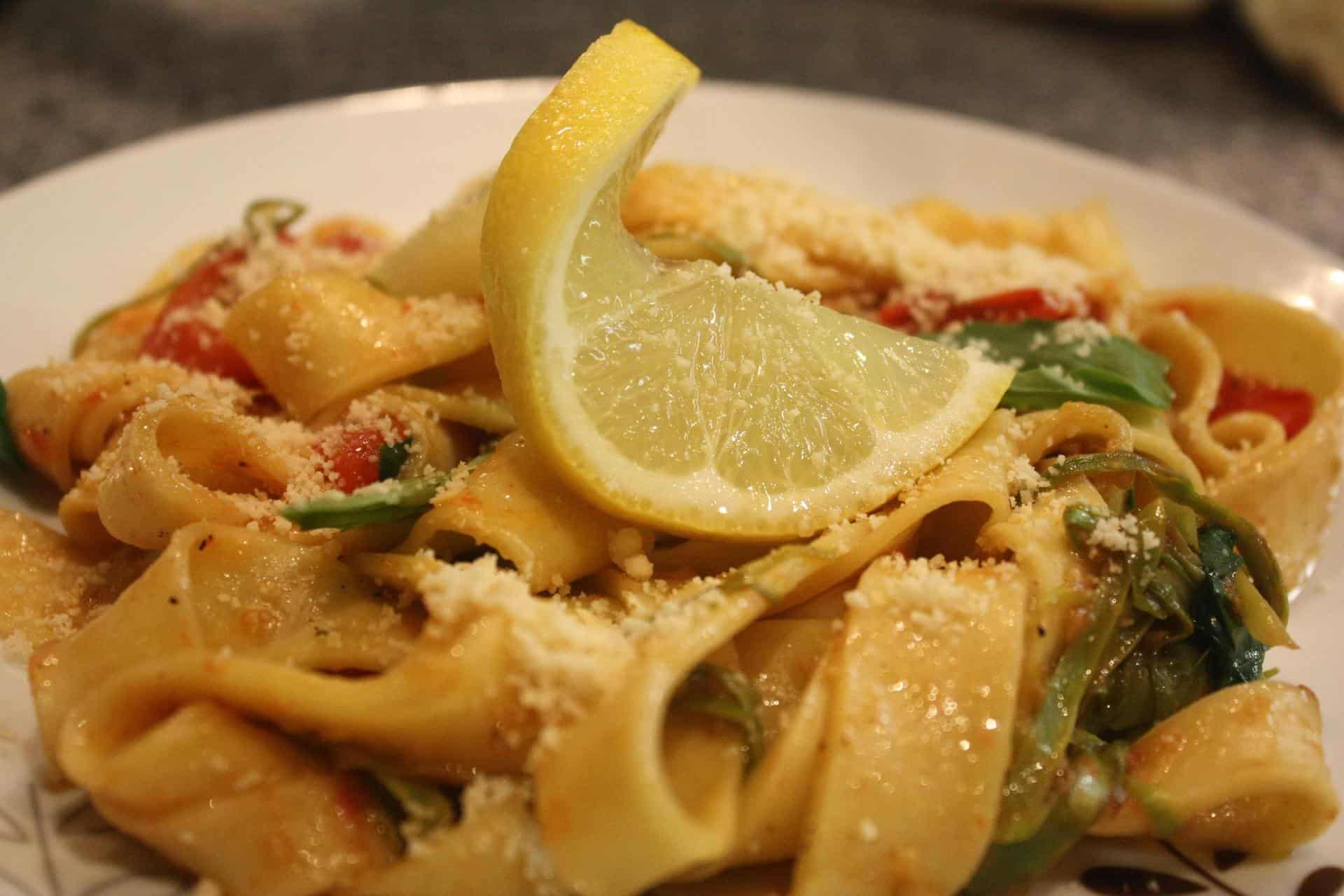 Vegan MoFo 2 Italy / Homemade 'Egg' Pasta with the Vegg The Vegan Word