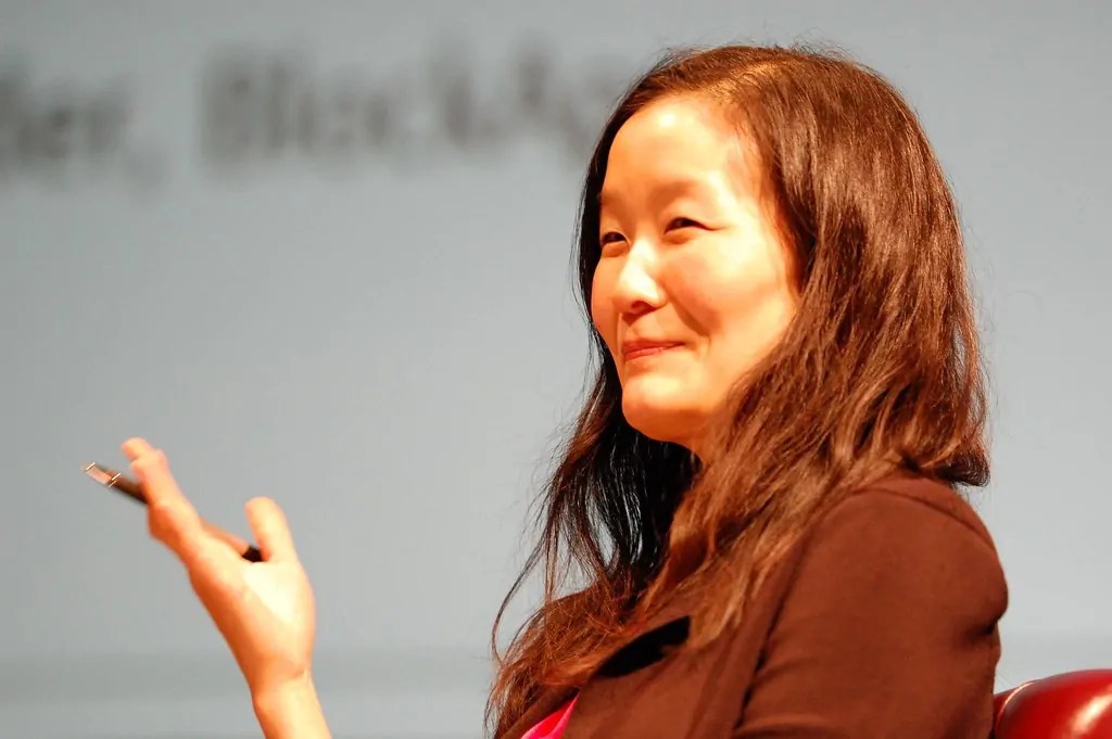 8 Best Investment Podcasts For Cryptocurrency Investors - The Video Ink