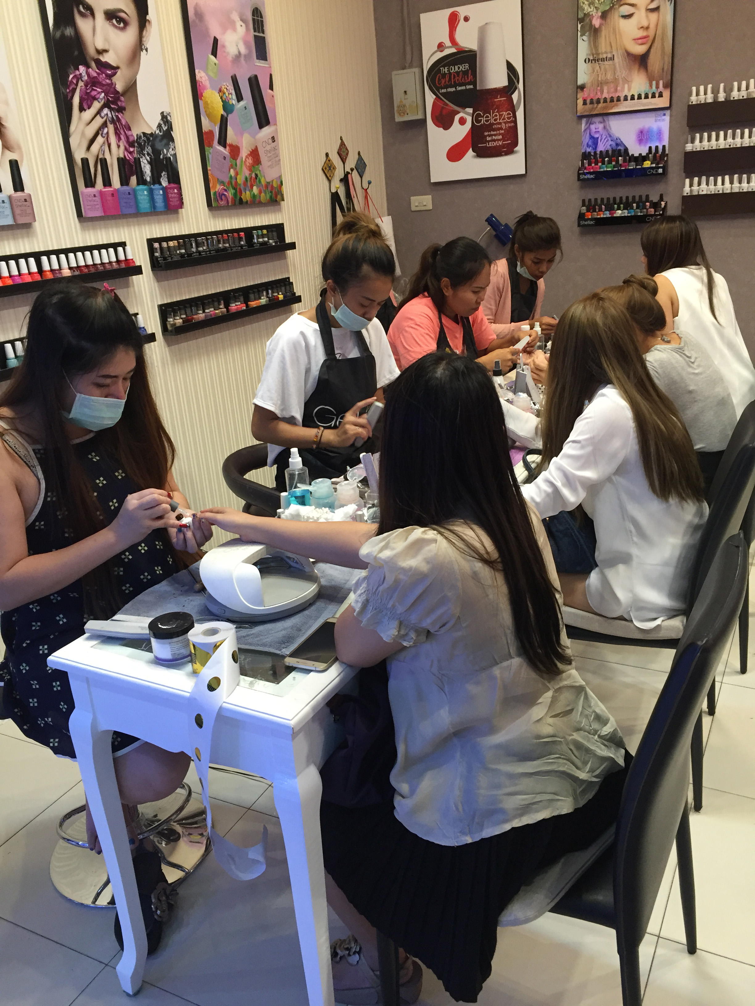 For the Best 350THB Gel Manicure in Bangkok (Go Where the Thais Go)
