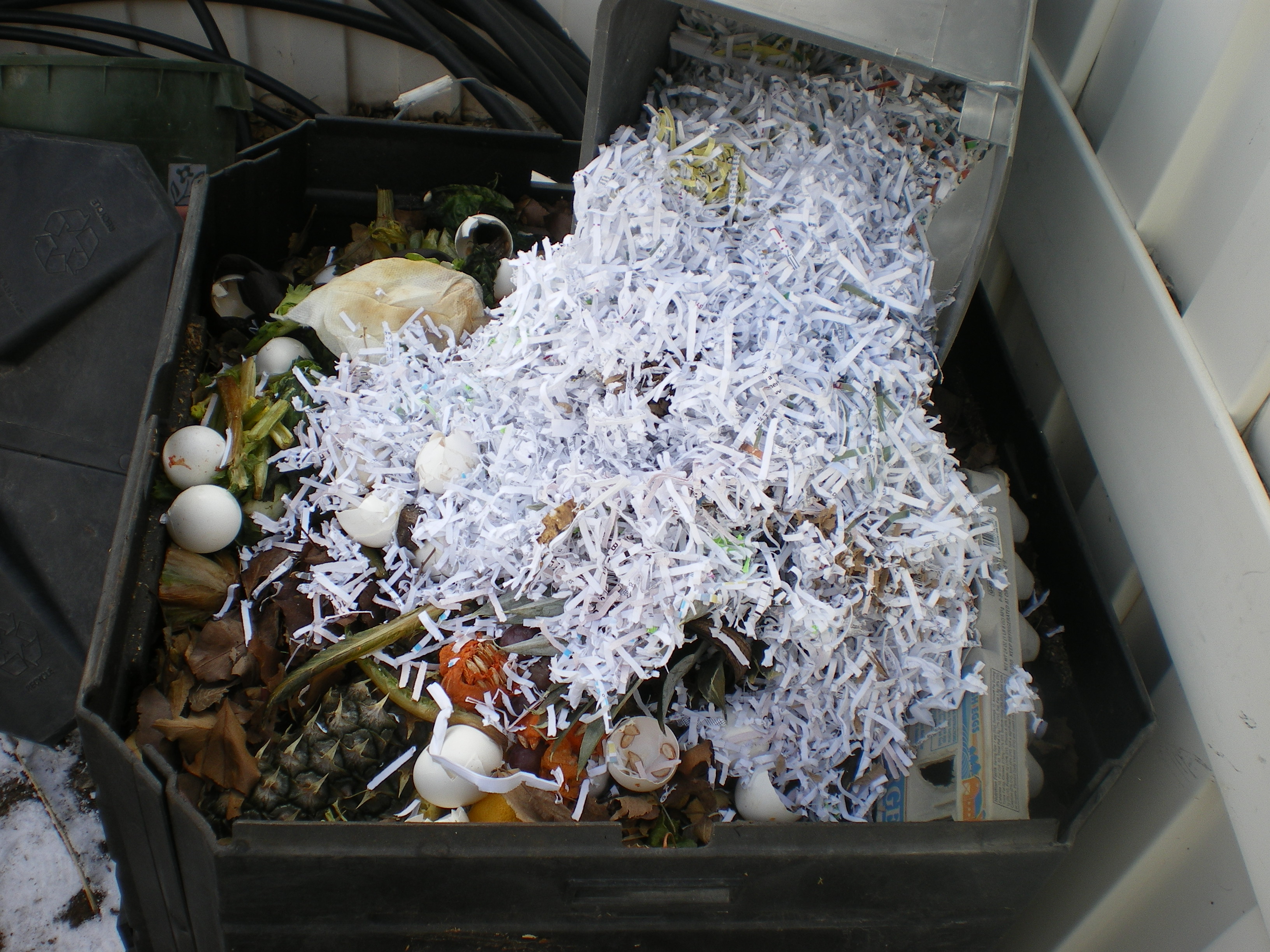 Making compost during the winter months The Wealthy Earth