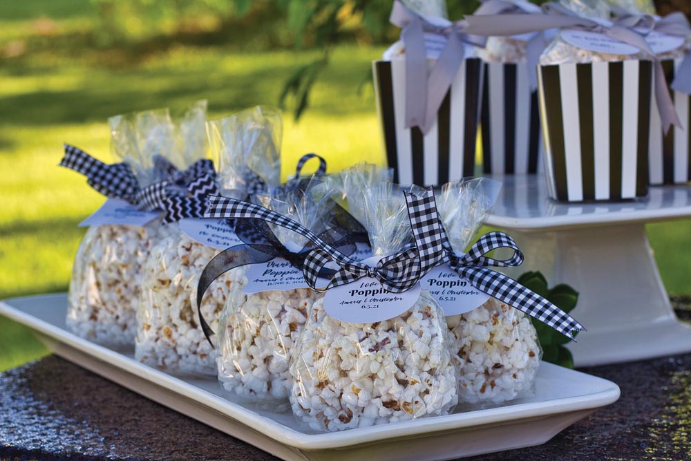 Dessert Preview Chicagoland Popcorn The Wedding Mag