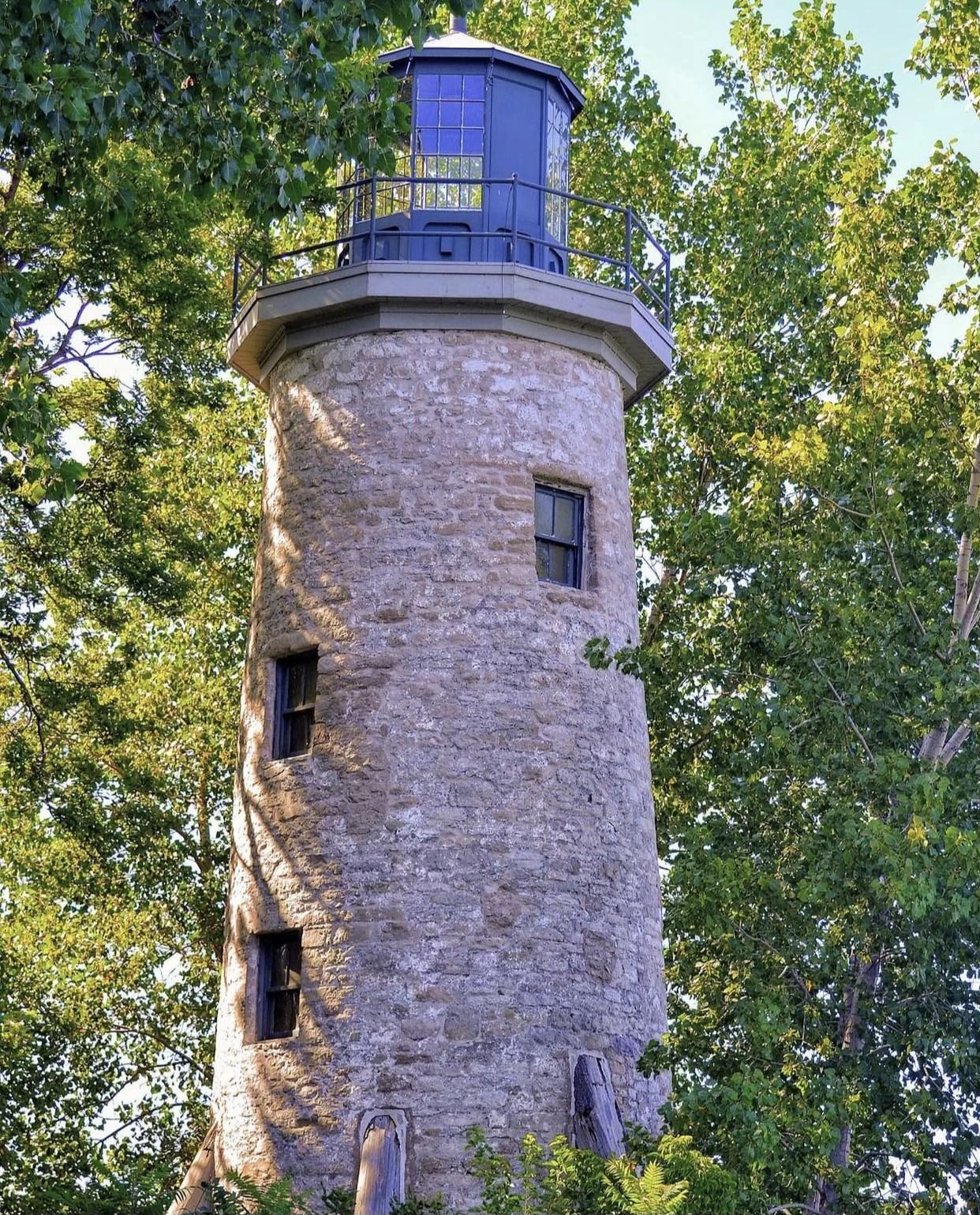 Bicycle Day Trip to Pelee Island TWR