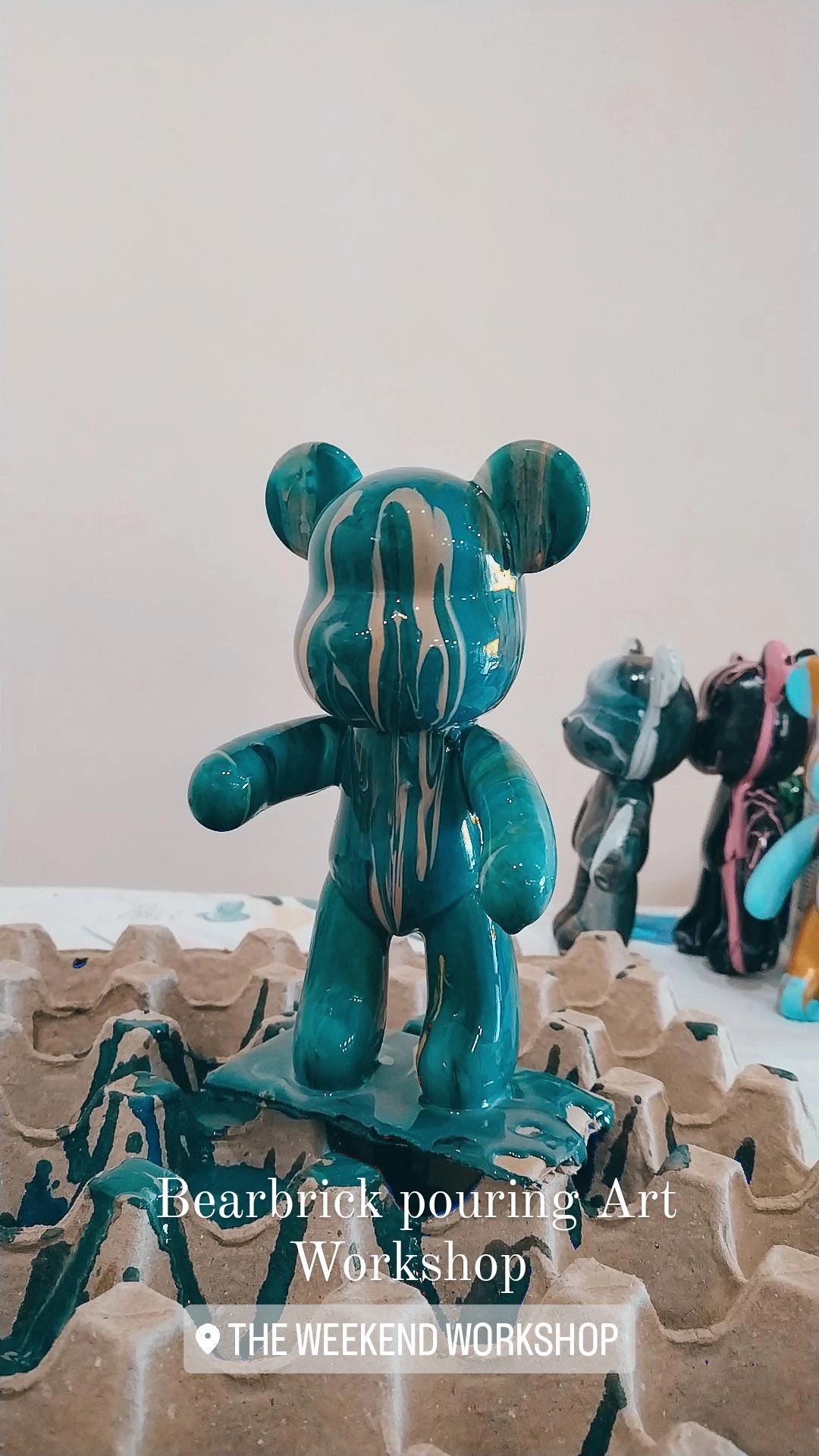 Fluid Bear Brick Pouring Art The Weekend