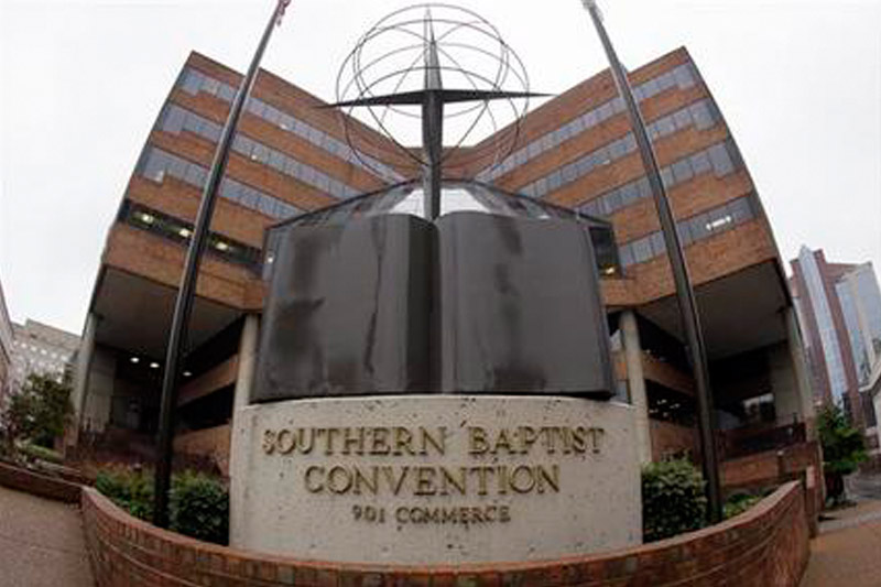 Southern Baptists meet to elect new president