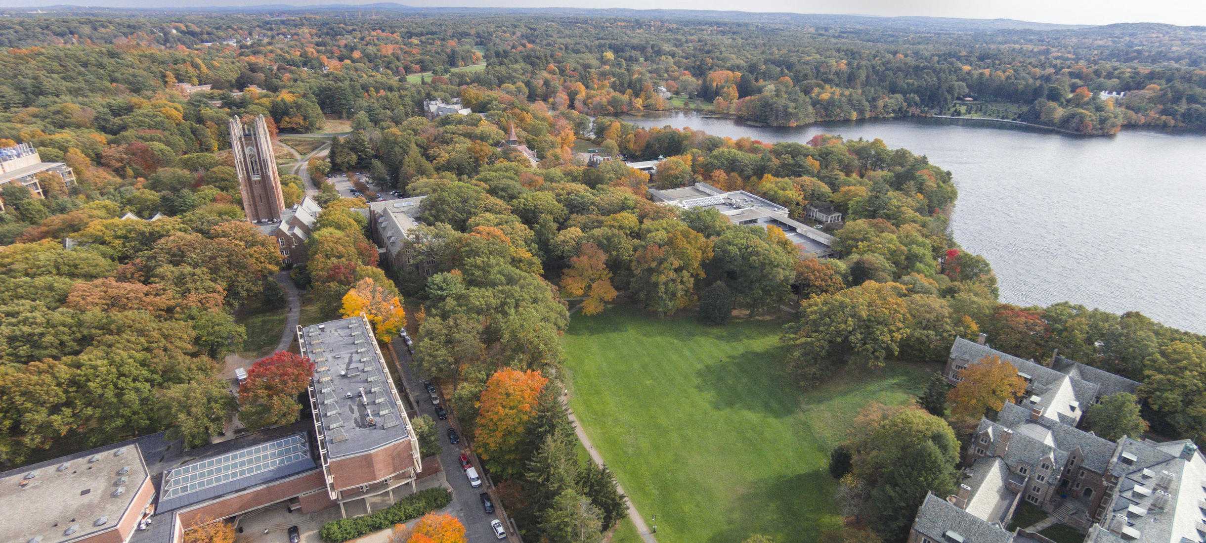 President Johnson announces official Wellesley College land