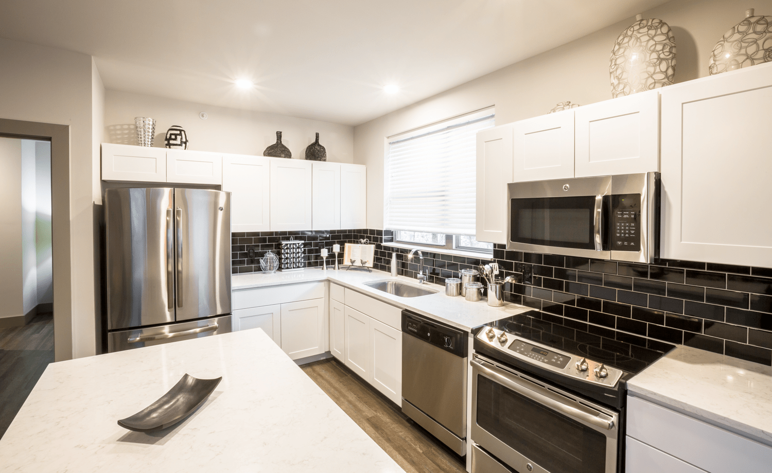 kitchenbanner The Whitfield