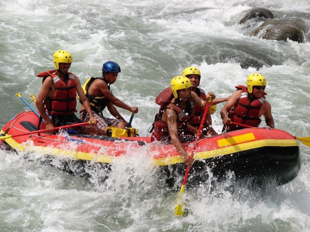 White Water Rafting Ten Safety Tips That Will Save You From Drowning