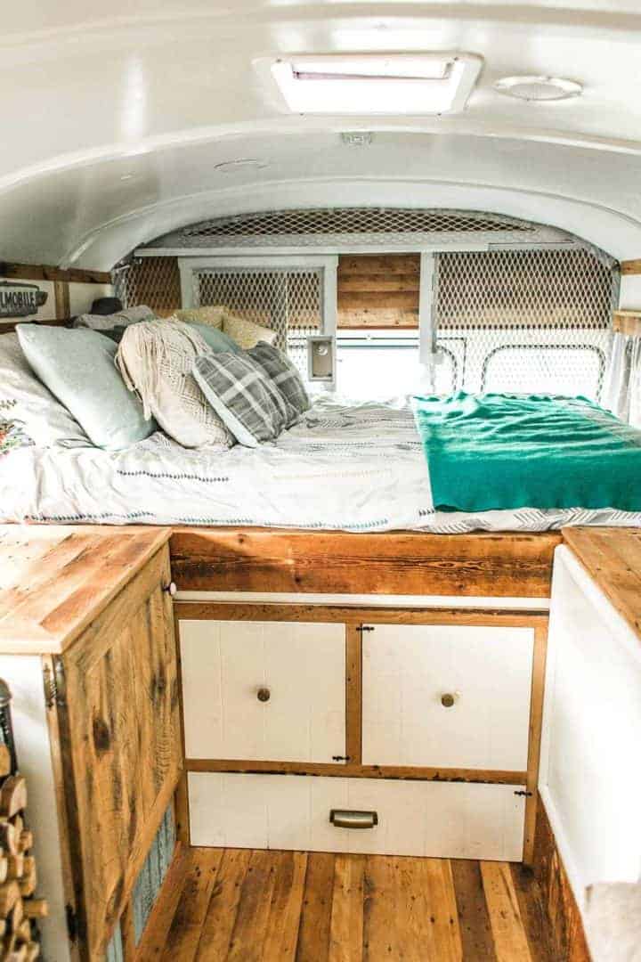 tiny living downsizing tips