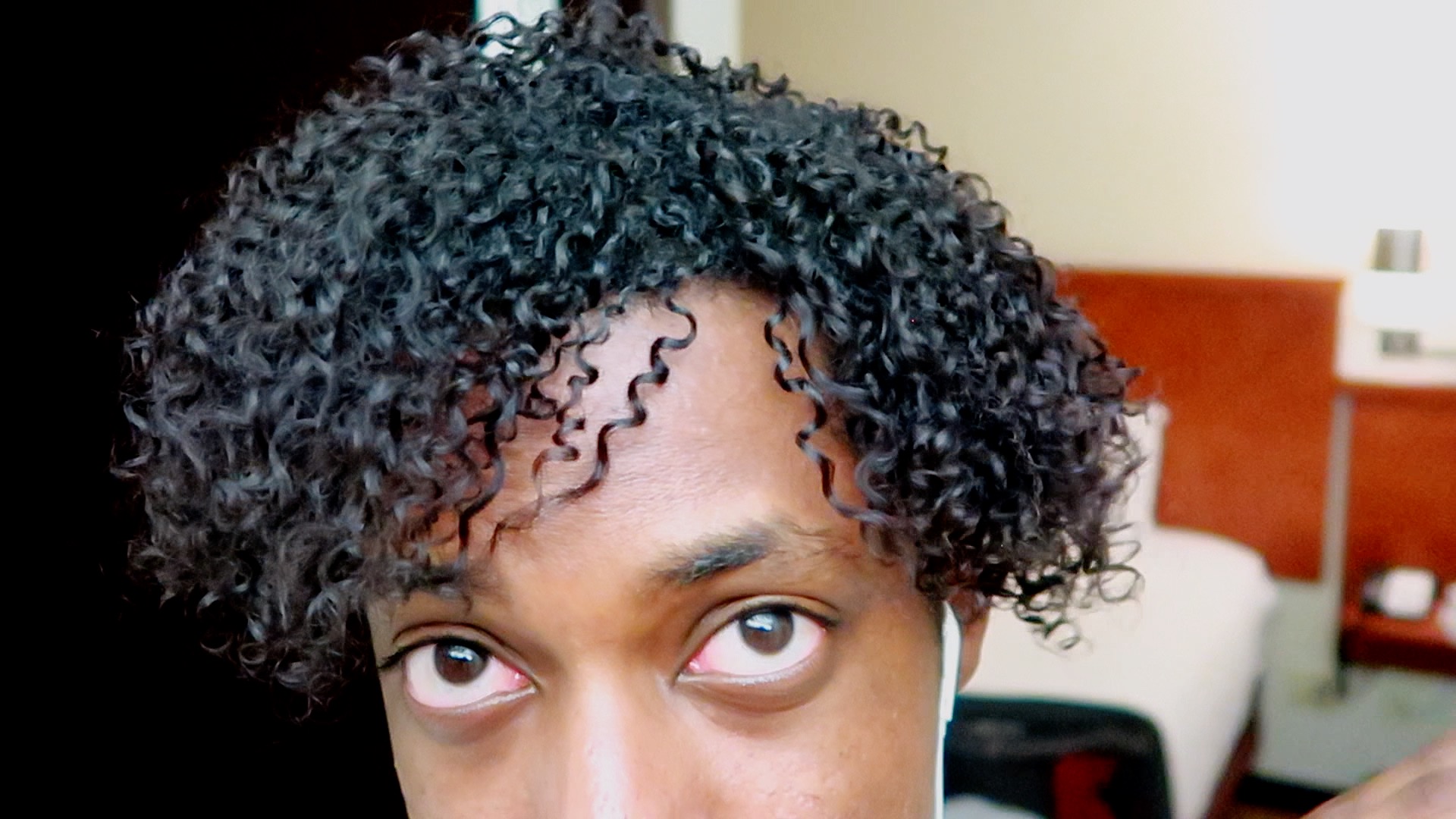 Defining Your Curls Shingle Method [VIDEO]