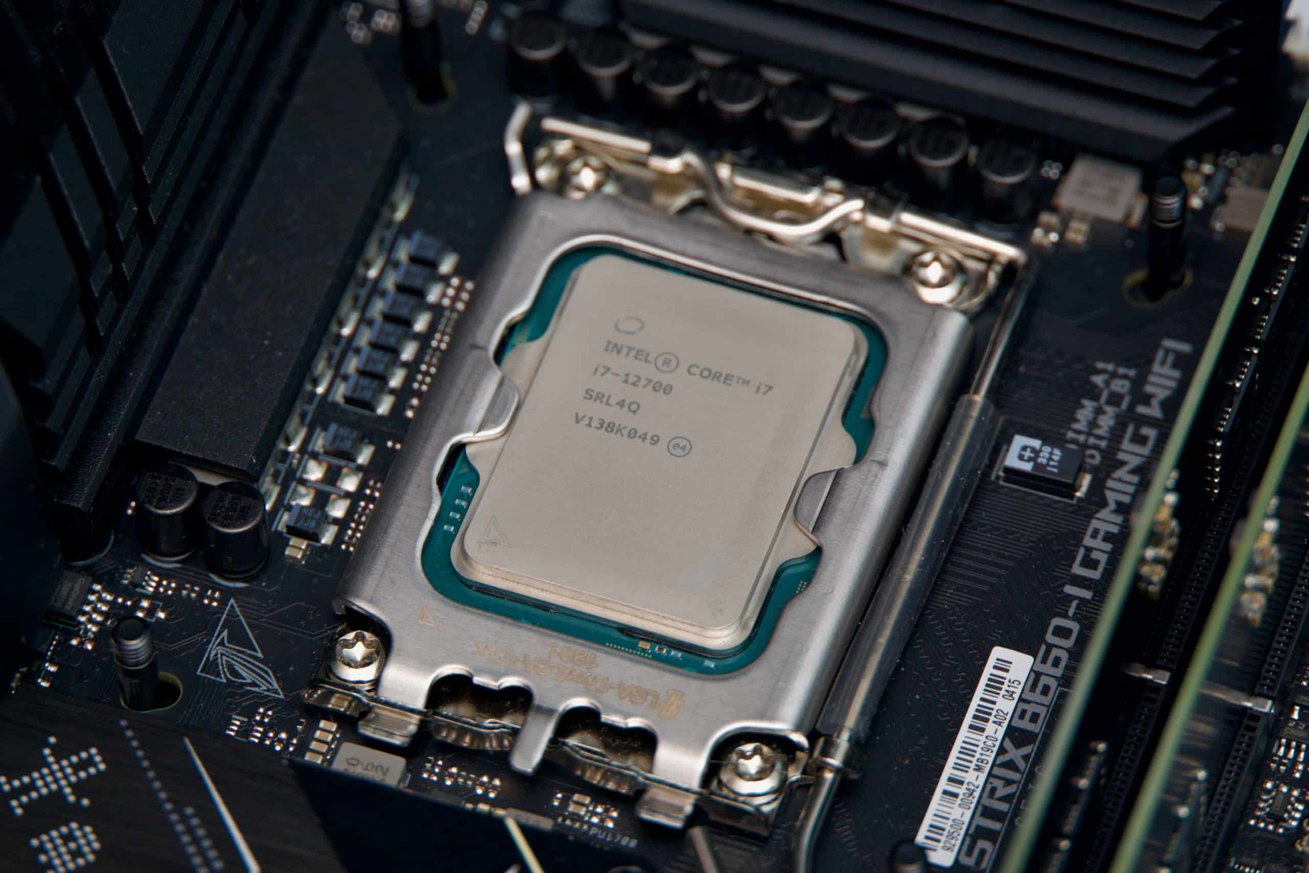 Processor Intel Using a Liquid Cooling System?