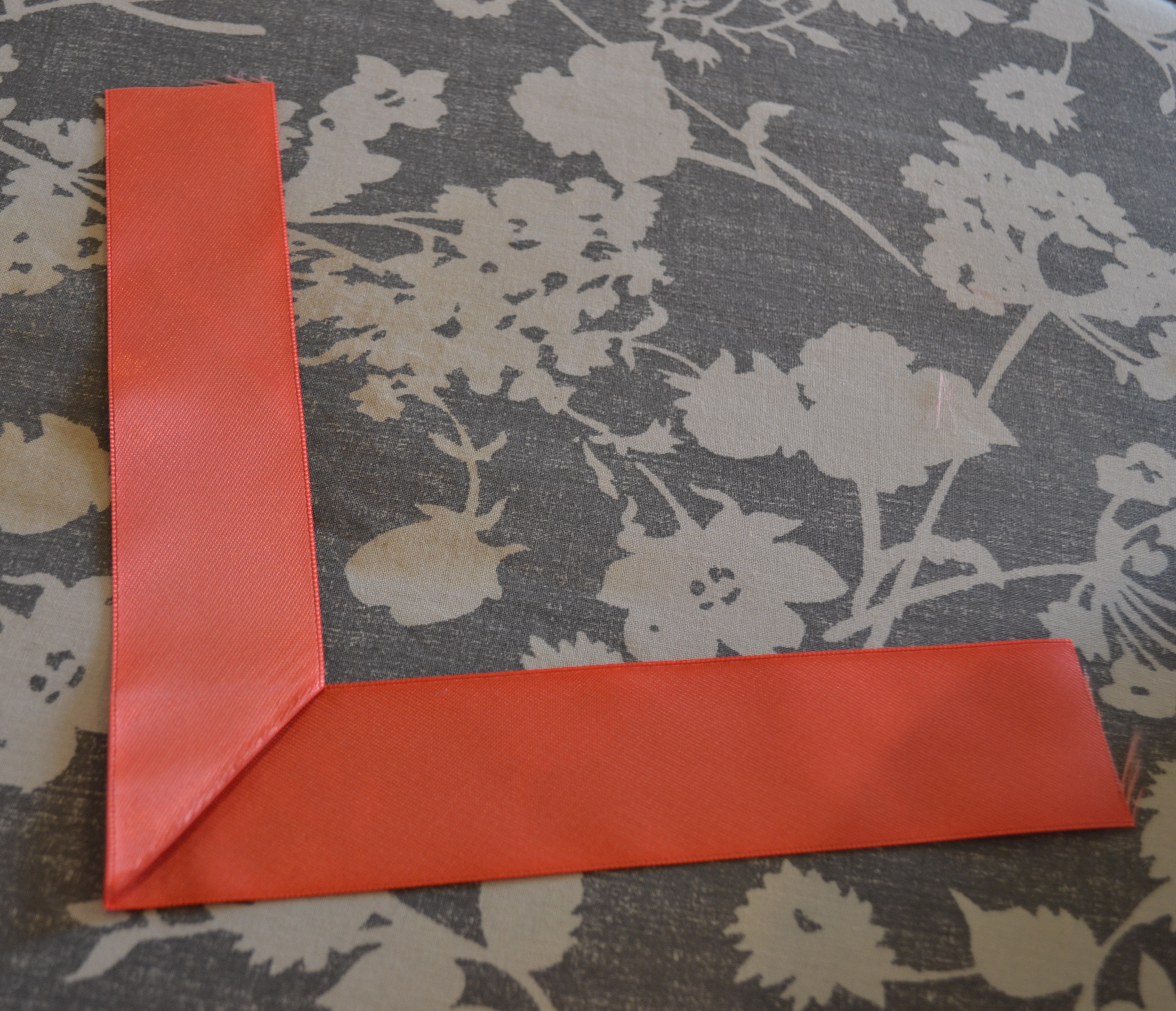 How to Sew a Mitered Corner