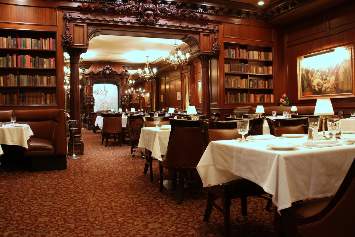 Reservation at HY'S restaurant Hawaii KEYS