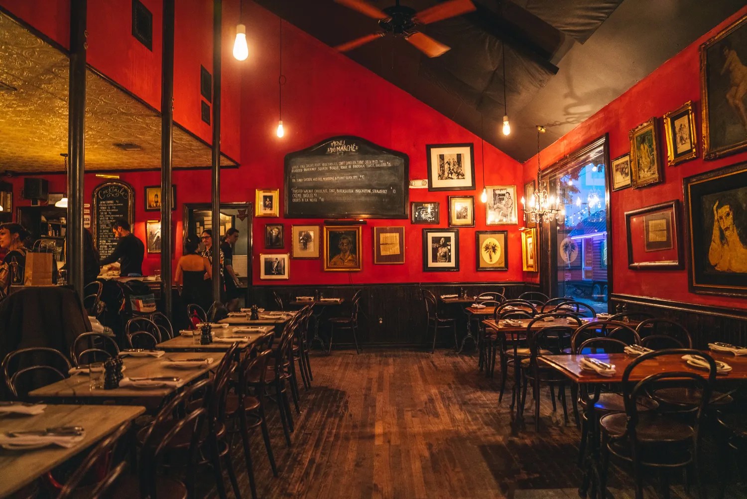 Reservation at JUSTINE'S restaurant Austin KEYS