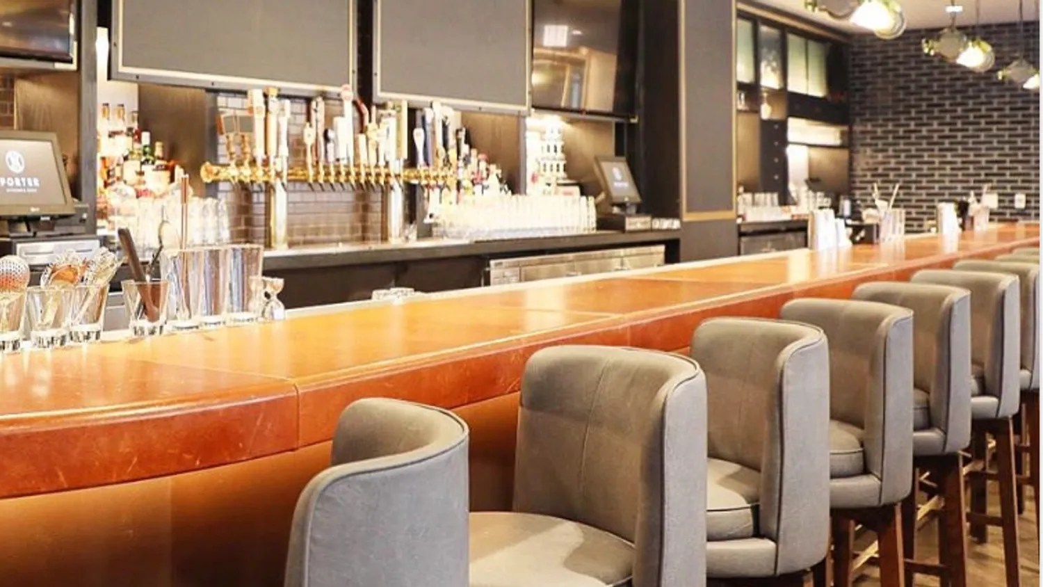 Reservation at PORTER restaurant Chicago KEYS