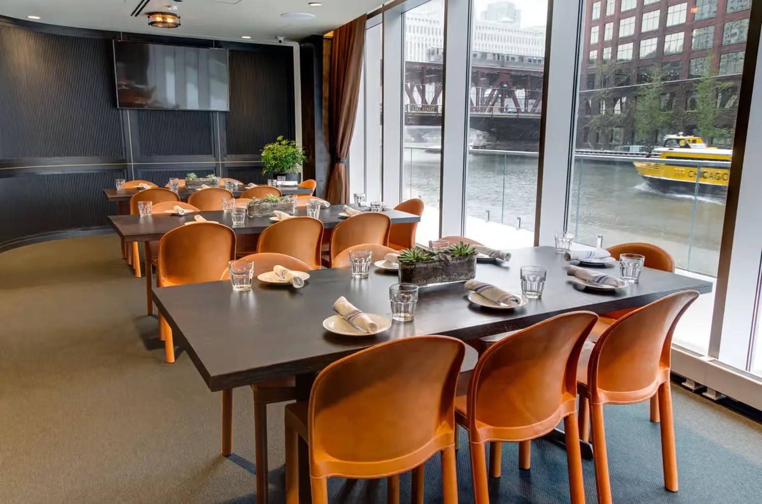 Reservation at PORTER restaurant Chicago KEYS