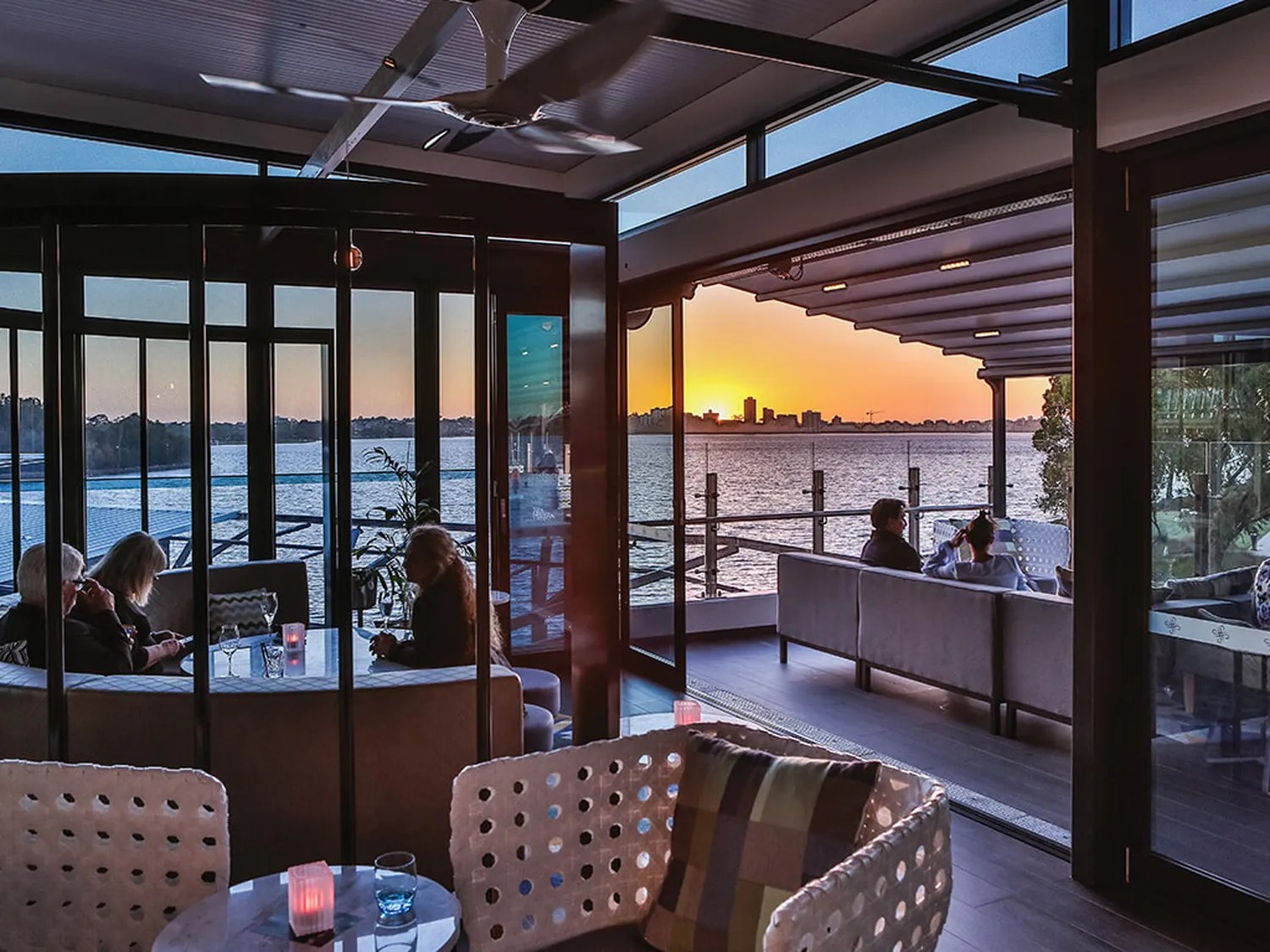 Reservation at THE POINT restaurant Perth KEYS