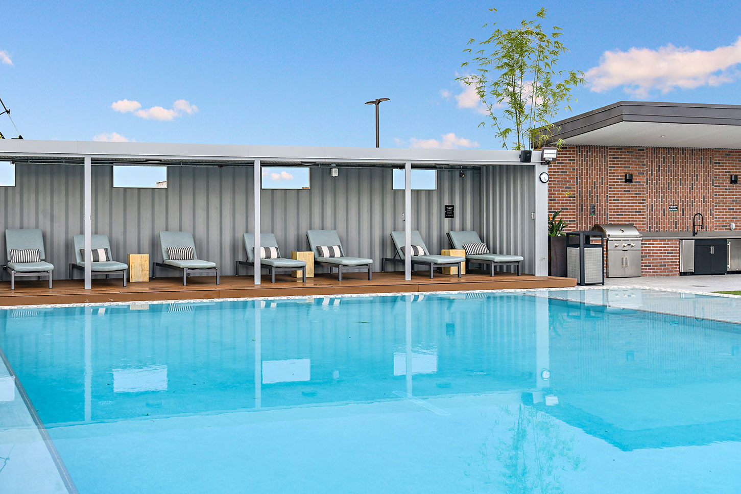 The Yard at Ivanhoe Apartments in Ivanhoe Village Orlando Florida