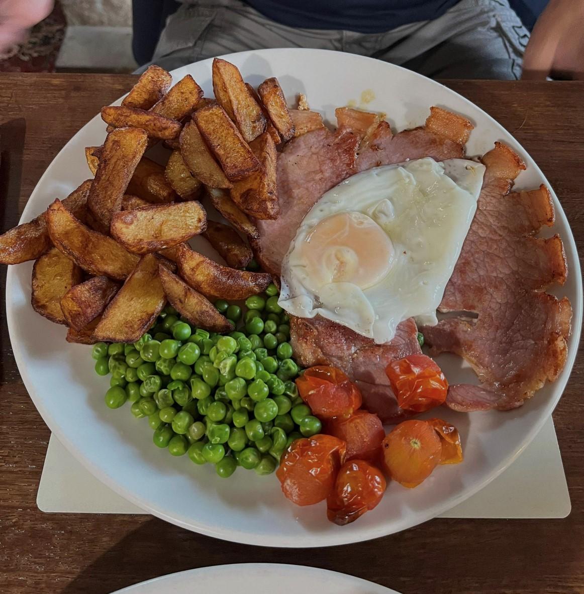 5 Of The Best Places To Eat In Robin Hood's Bay The Yorkshire Press