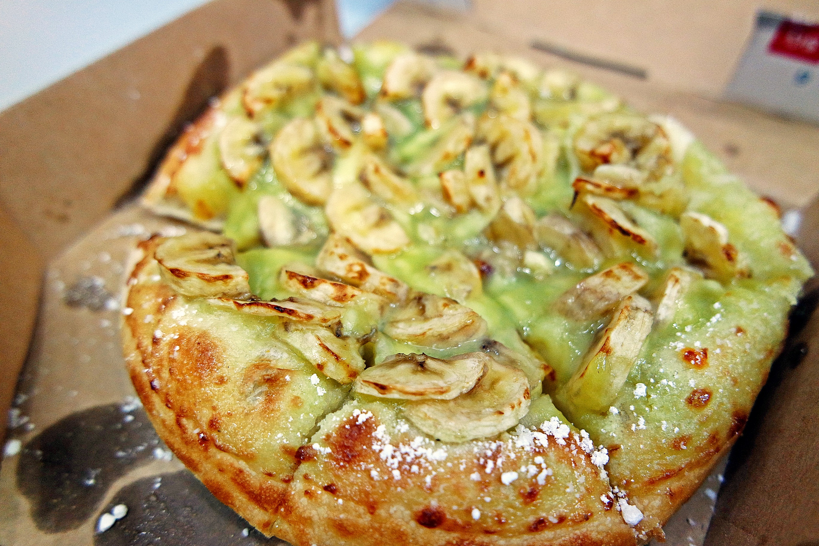 Domino's Pizza celebrate SG50 with 50 off and new Banana Kaya Dessert