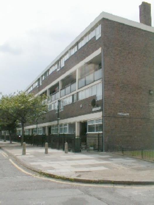 2 bed 4 person in St Dunstans and Stepney Green Homeseekers