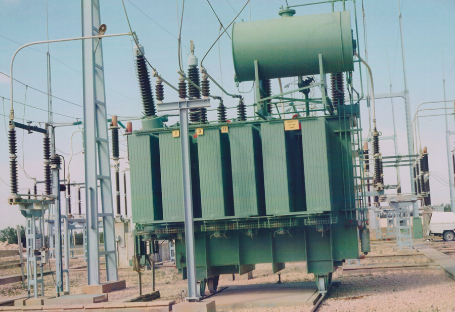 Maintenance of highvoltage electrical transformers T.H