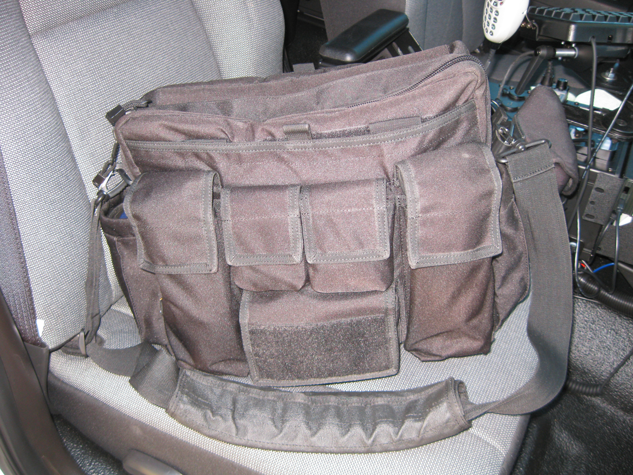 L.A. Police Gear Jumbo Bail Out Bag Review