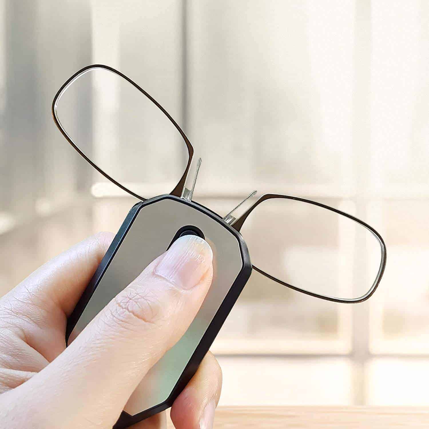 Keychain Reading Glasses ThingsIDesire