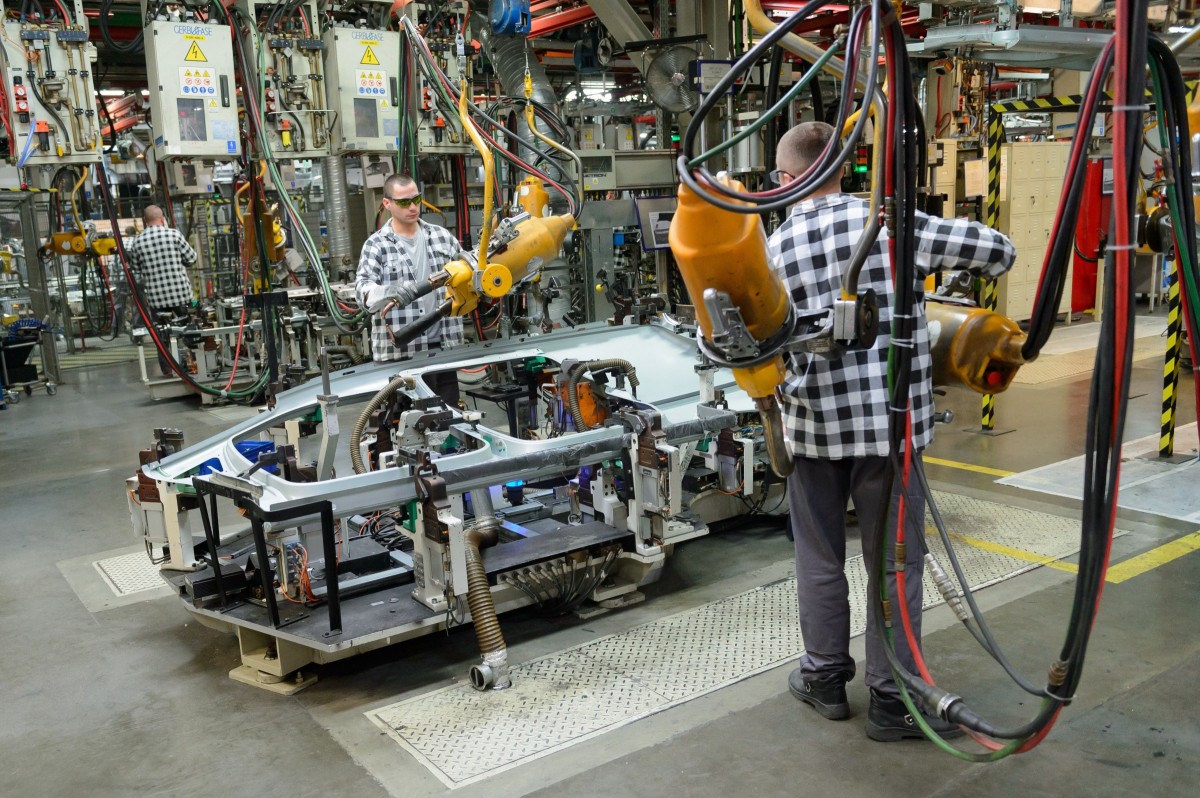 Poland’s industrial recovery led by automotive sector Snap ING Think