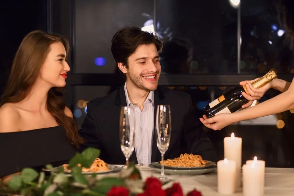 20 Things You Need To Know About Dating A Cop
