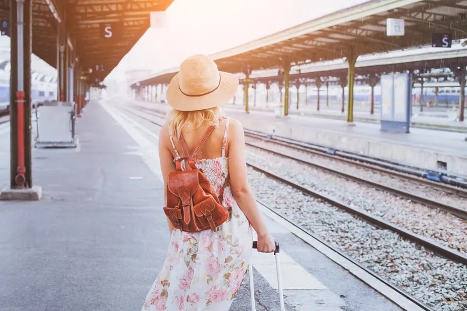 The Power Of Walking Away When He Won't Commit To You