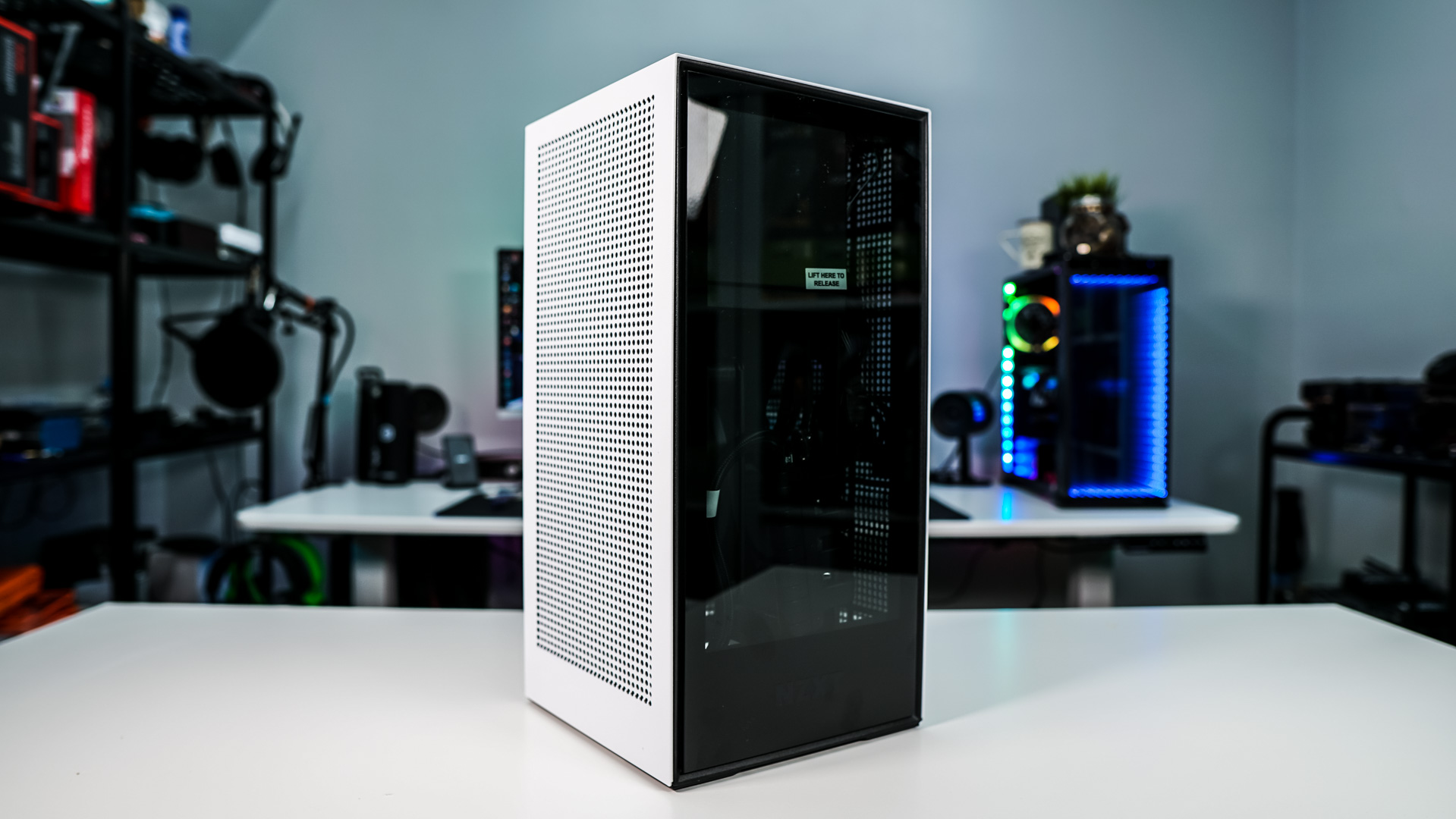 NZXT H1 MiniITX Case Review Page 2 of 6
