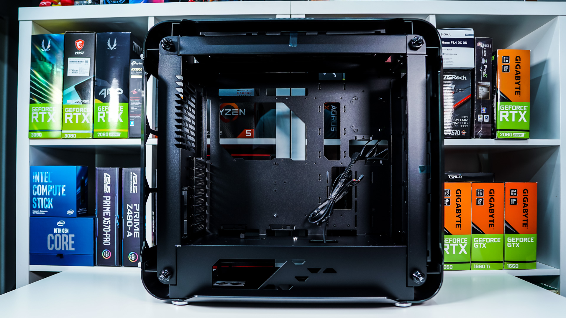 InWin 925 Full Tower Case Review | Page 3 of 6 | ThinkComputers.org