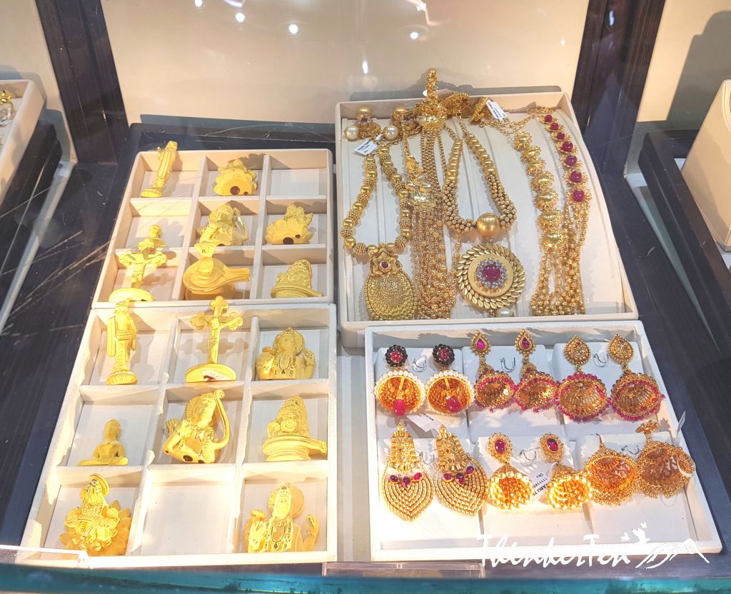 Top 10 souvenirs to buy in Dubai International Airport DXB