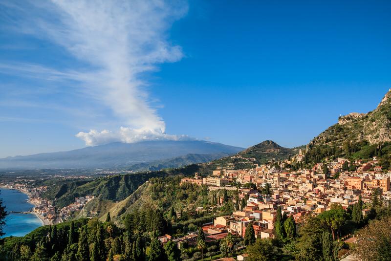 Holiday Homes in Sicily the coolest option to discover Mount Etna
