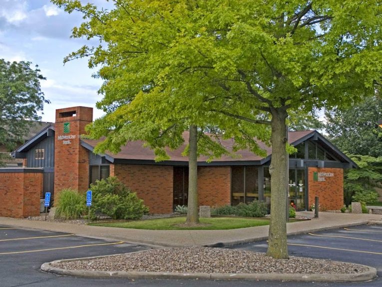 MidWestOne Bank Think Iowa City