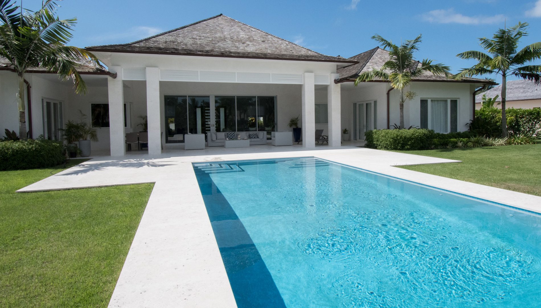 Home in Lyford Cay, Bahamas Think Simple