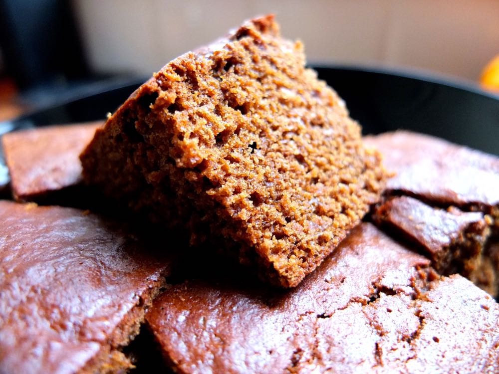 Delicious Pumpkin and Ginger Cake Recipe thinlyspread.co.uk