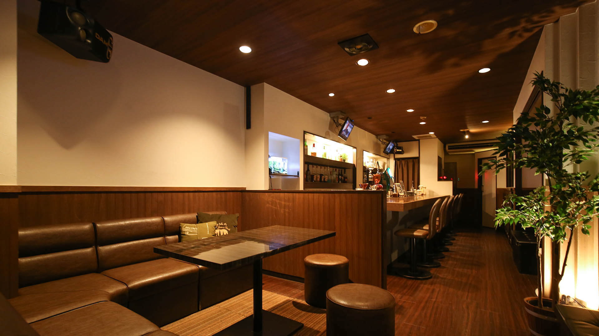 HOME 【心斎橋】Third place Bar スラ・カラ・ラララサードプレイスバー