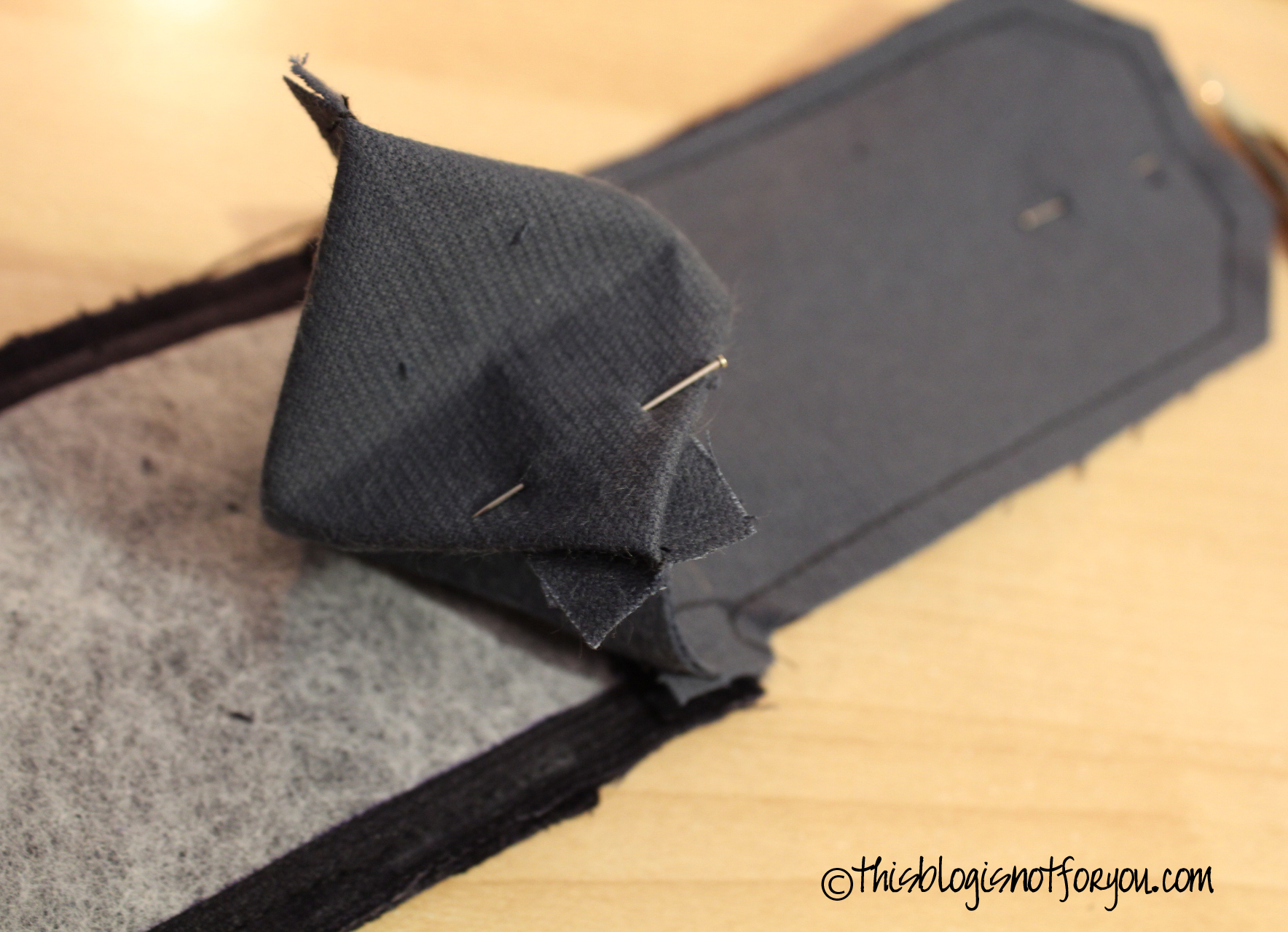 How to make a mobile phone case {the sewing} This Blog Is Not For You