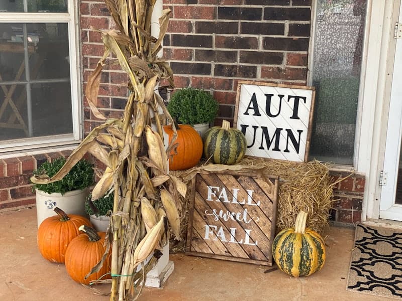 Hay Bale Decorating Ideas For Fall Shelly Lighting