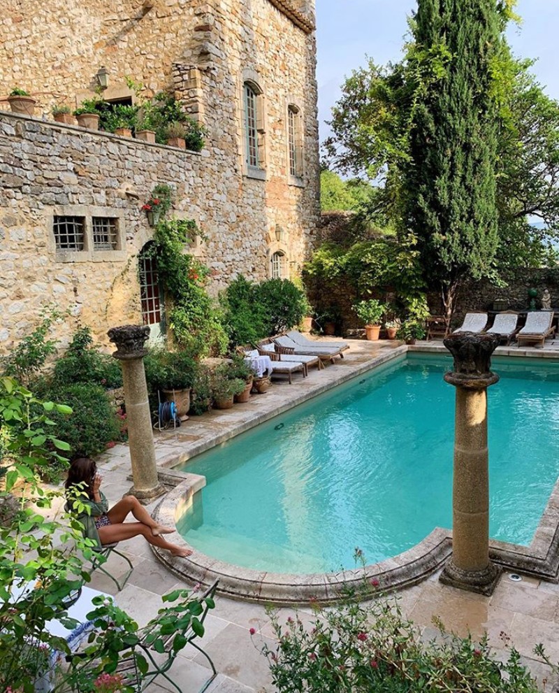 Château SaintVictorlaCoste, Côte d’Azur, France