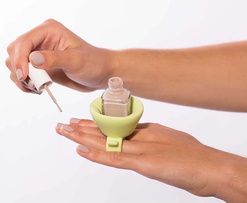 Tweexy The Wearable Nail Polish Holder