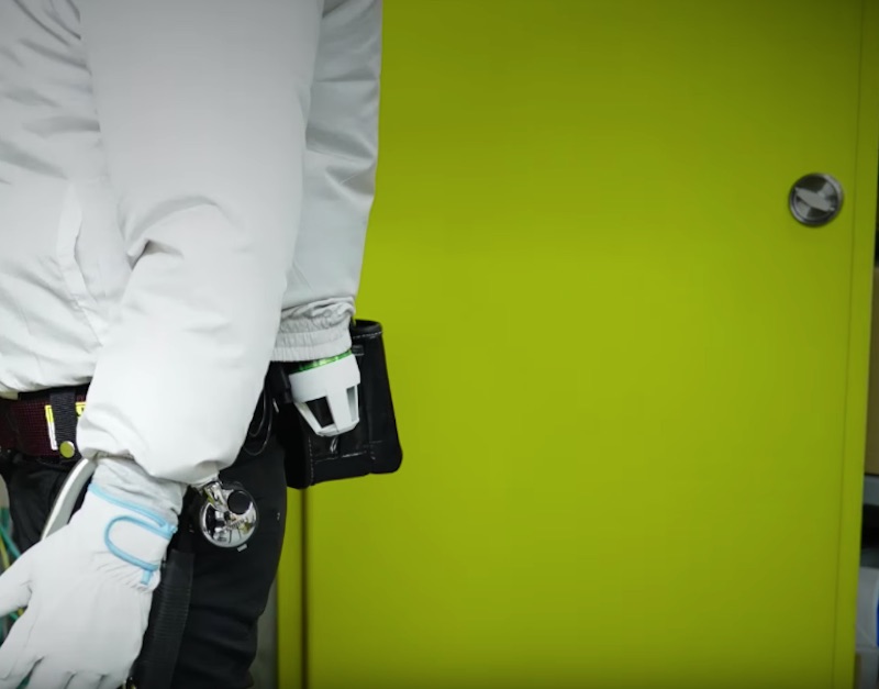 Jacket Cooling System The Air Conditioner for Your Clothes